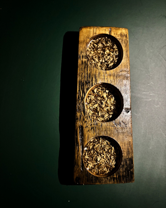 Whiskey flight tray (3 cairns)